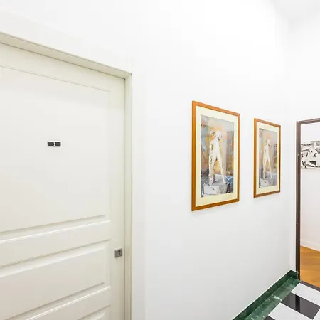 Joy Old Town By Napoliapartments * Napels